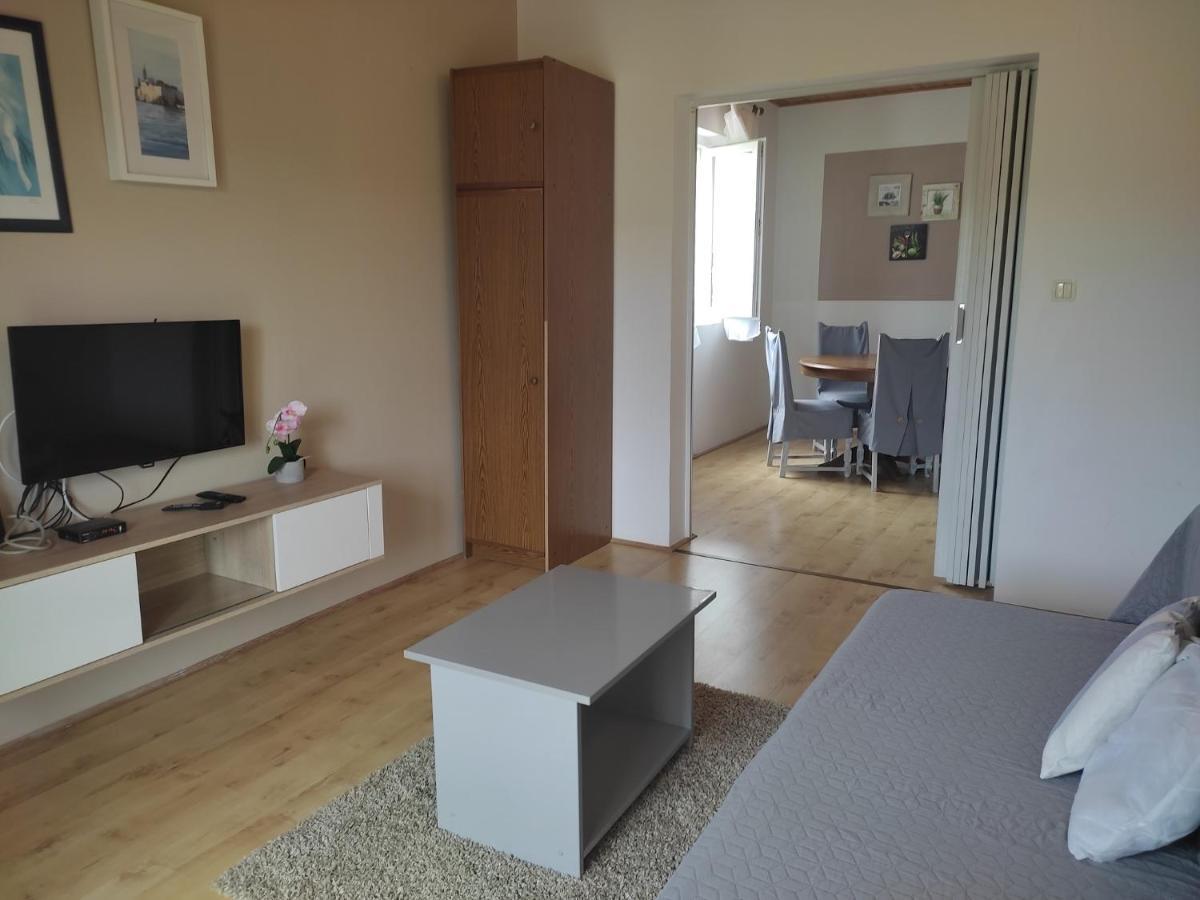 Apartment Arba 1 With Heated Pool Rab Town Eksteriør billede